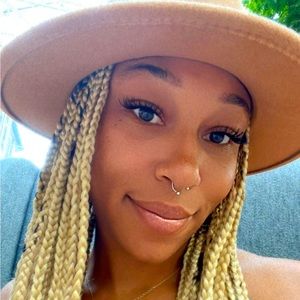 Meet your Posher, Kiara